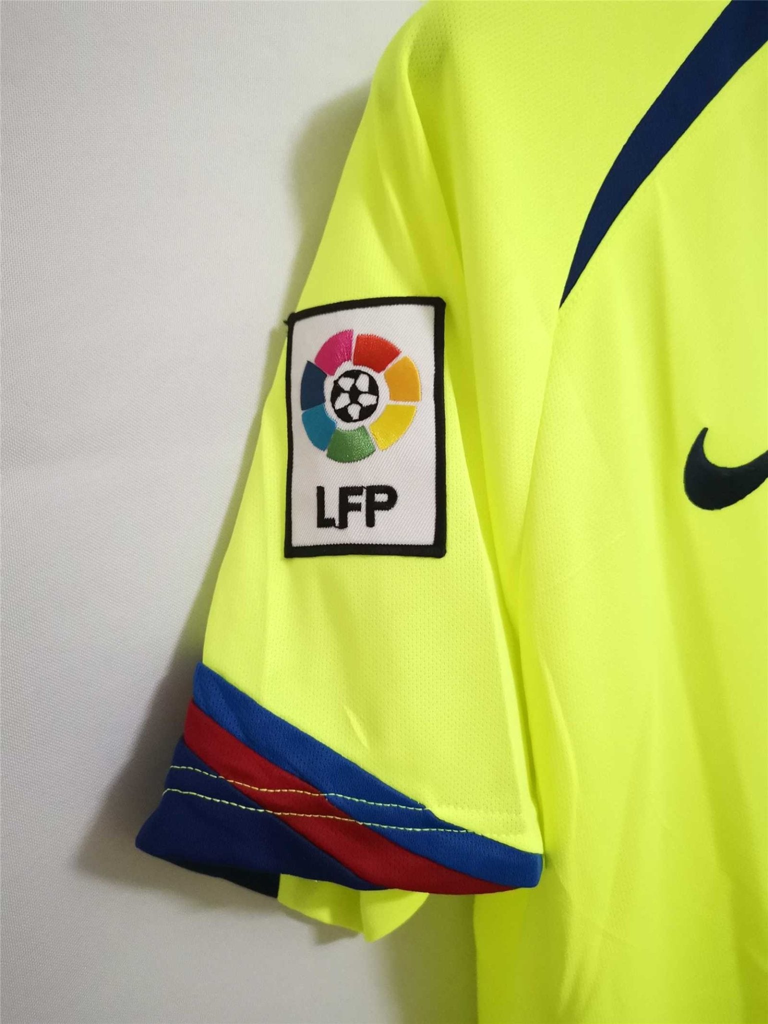 Barcelona Away Jersey 2005/06
