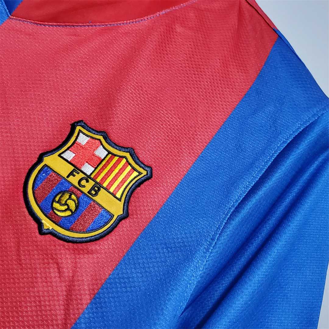 Ronaldinho Barcelona Home Jersey 2006/07