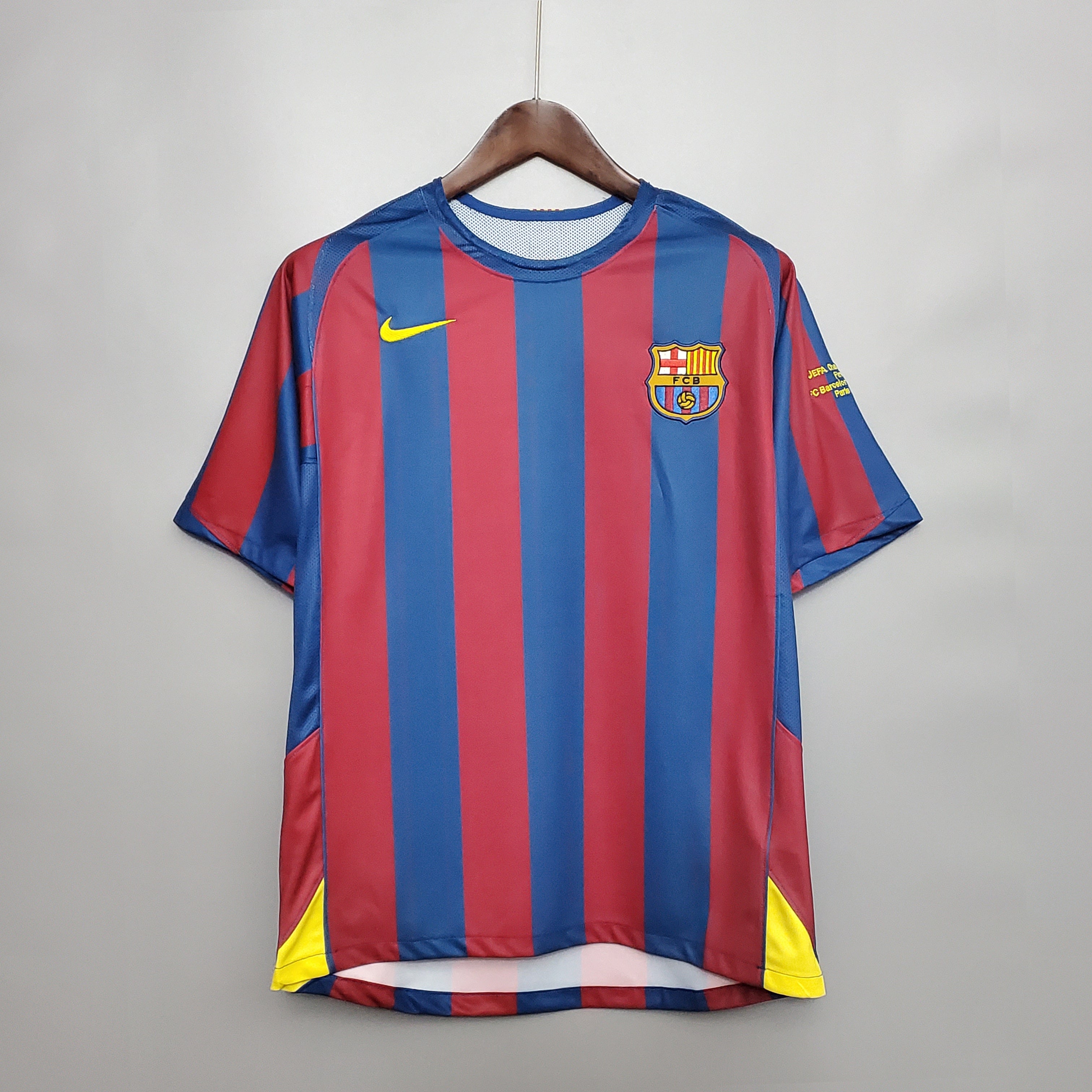 Barcelona Home Shirt Champions League 2005/06